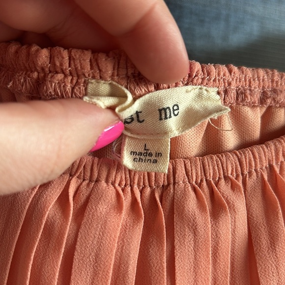 Off the Shoulder Midi Ruffle Dress - Picture 2 of 3